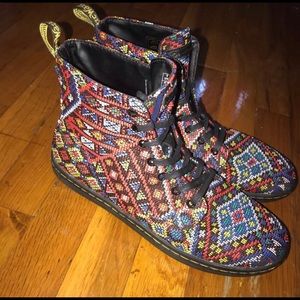 Dr. Martens Aztec tribal. UK 8, US 10